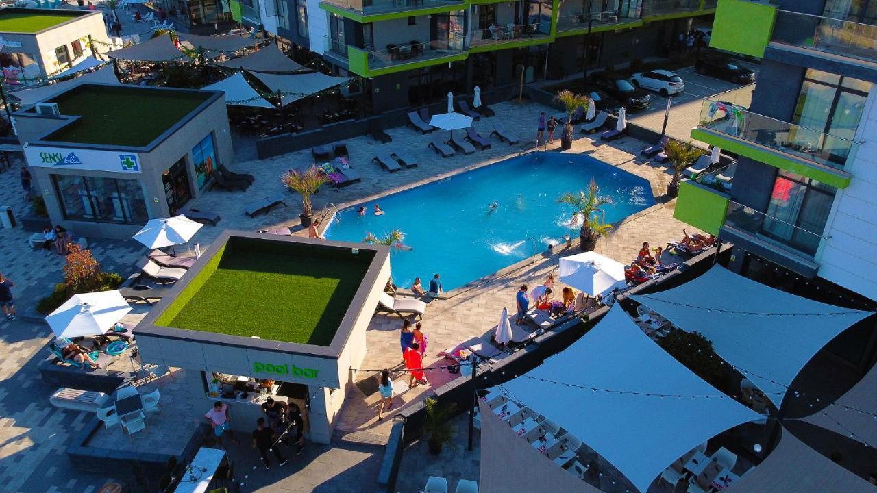 Harris Aparthotel Pool & Spa Mamaia Nord Năvodari Extérieur photo